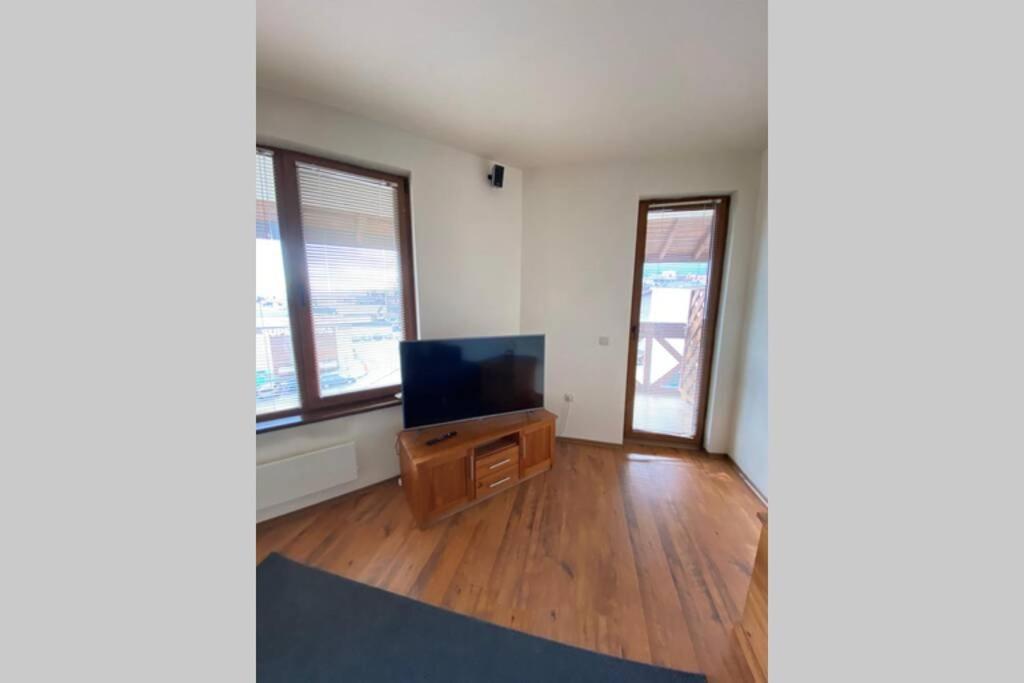 בנסקו Large Gondola Apartment - Center, Neon מראה חיצוני תמונה