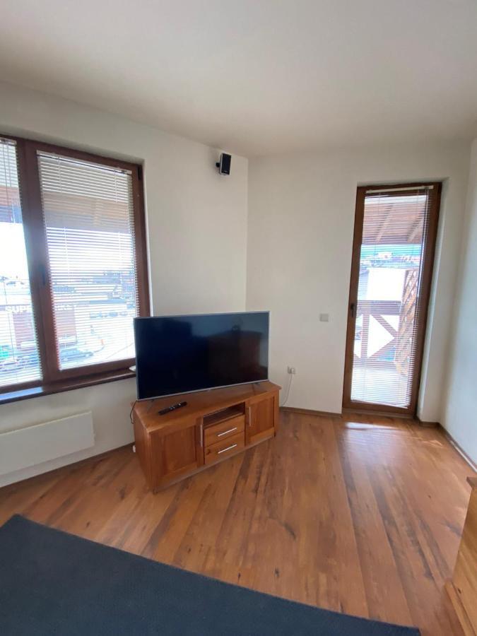 בנסקו Large Gondola Apartment - Center, Neon מראה חיצוני תמונה