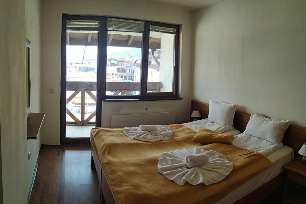 בנסקו Large Gondola Apartment - Center, Neon מראה חיצוני תמונה