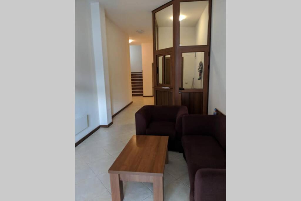 בנסקו Large Gondola Apartment - Center, Neon מראה חיצוני תמונה